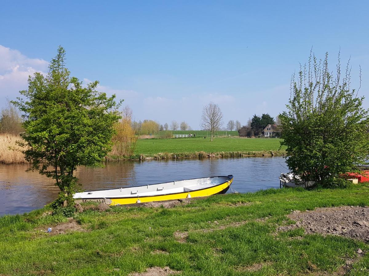 De Stadshoeve Bed & Breakfast Medemblik Exterior photo